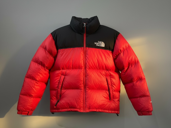 Grade A/B Bundle – 25x TNF Jackets